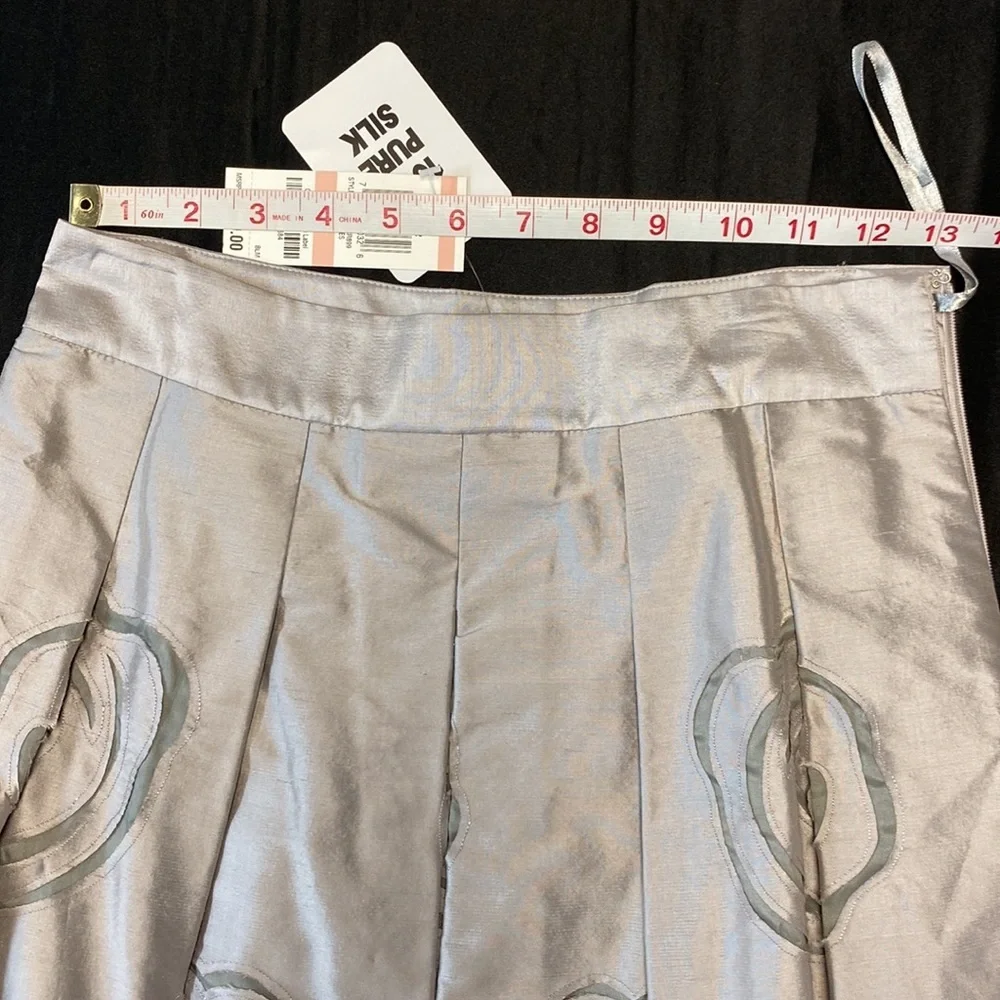 INC International Concepts Grace Cutout Roses Silk Skirt Silver Size 2 NWT